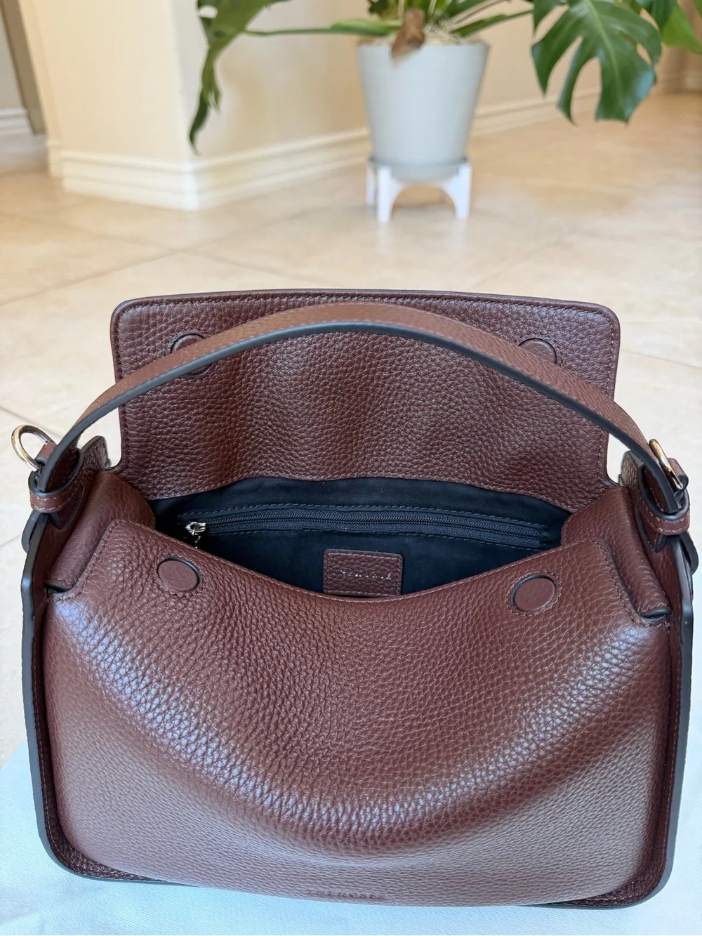 The Horse Clementine Bag Coffee Pebbled Leather - Picture 8 of 12
